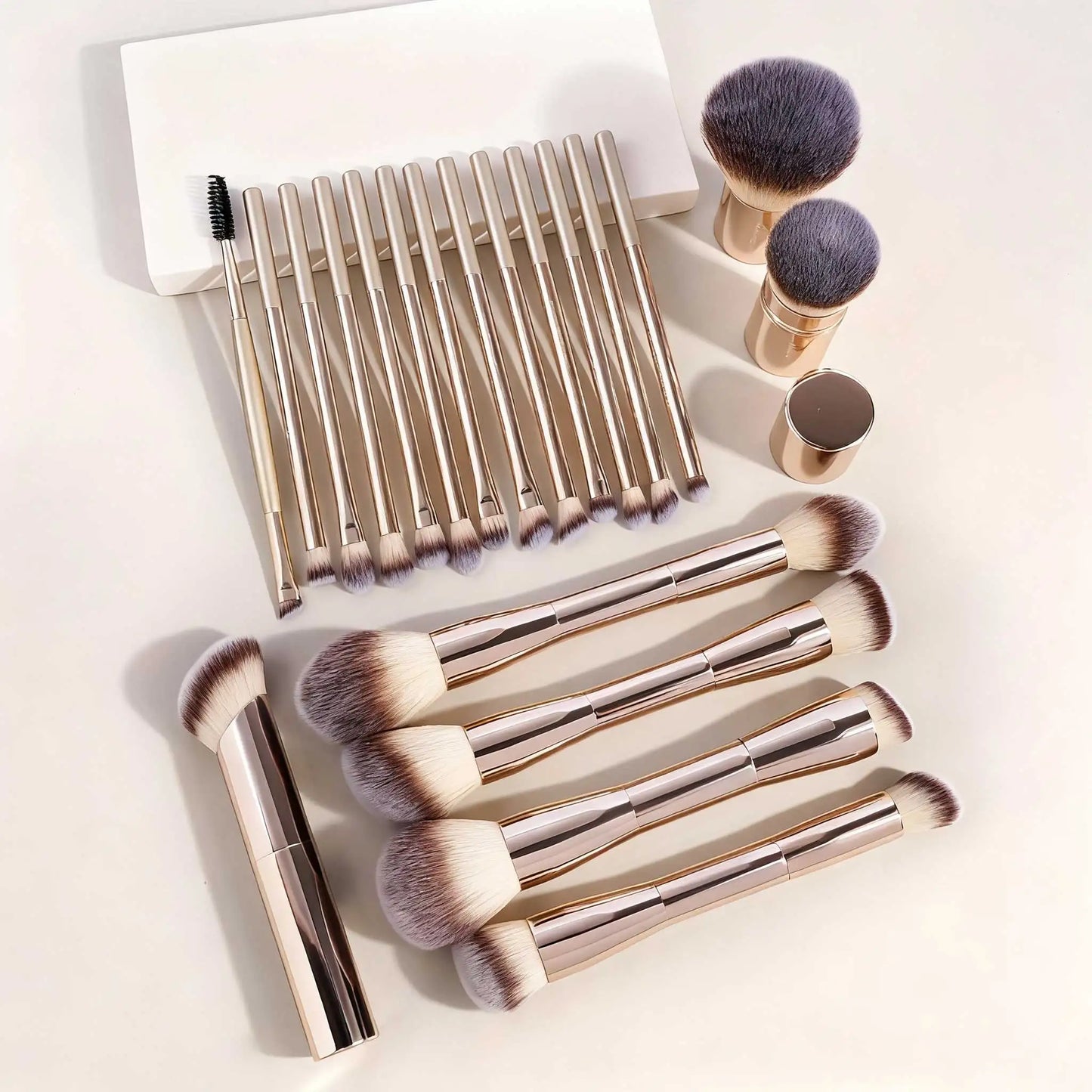 20-Piece Professional Makeup Brushes Set, Metal Handle Wand With Velvet Pouch, Soft Foundation, Eyeshadow, Eyebrow, Blending, Hi